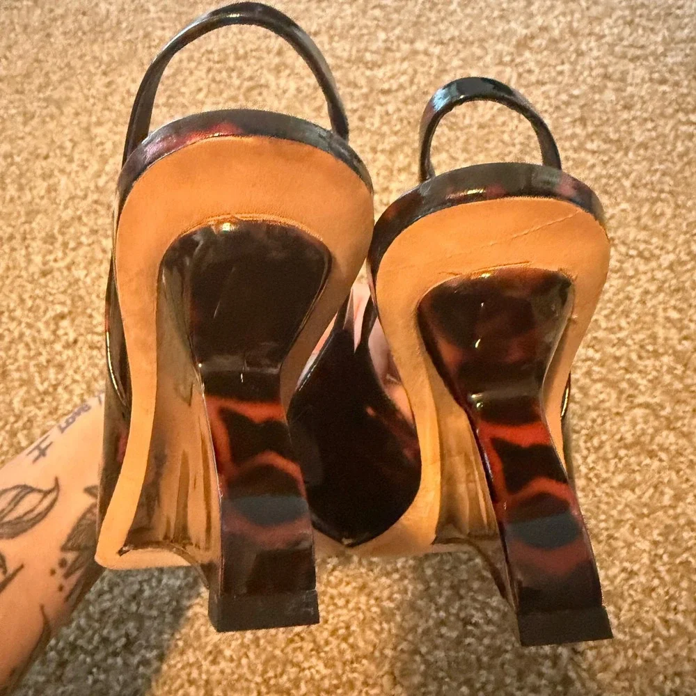 Reformation weston wedge